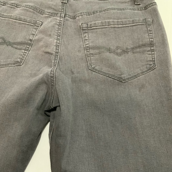 SOLD - Picture 4 of 4